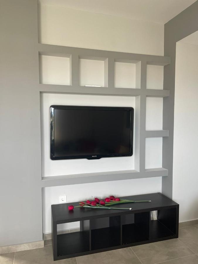 Airport View Apartments Artemida  Ngoại thất bức ảnh