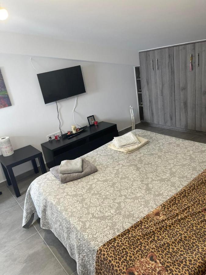 Airport View Apartments Artemida  Ngoại thất bức ảnh